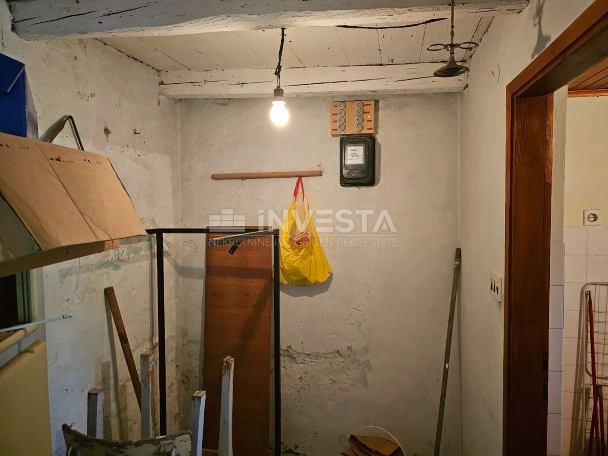 Hrvaška, Istra, okolica Pule, edinstvena tradicionalna istarska kamnita hiša 70m2
