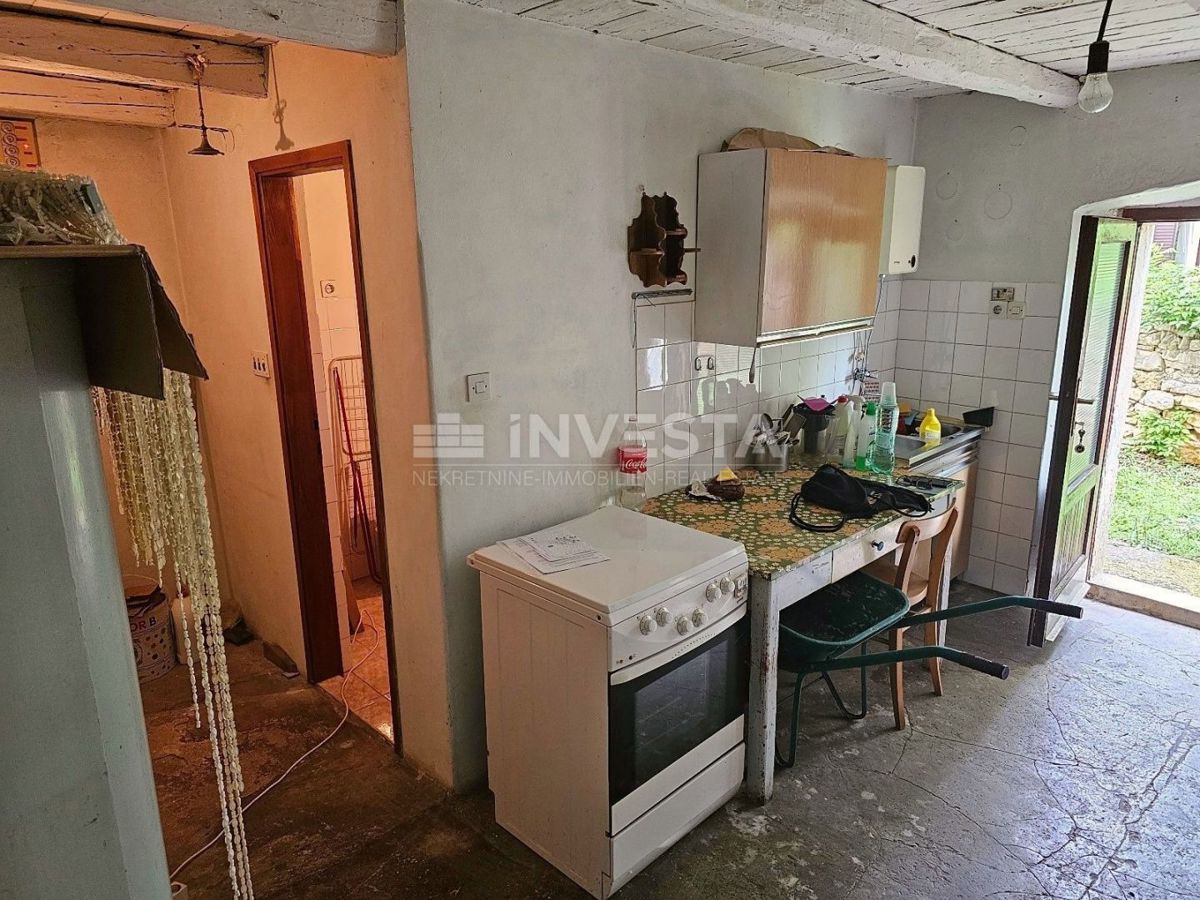 Hrvaška, Istra, okolica Pule, edinstvena tradicionalna istarska kamnita hiša 70m2