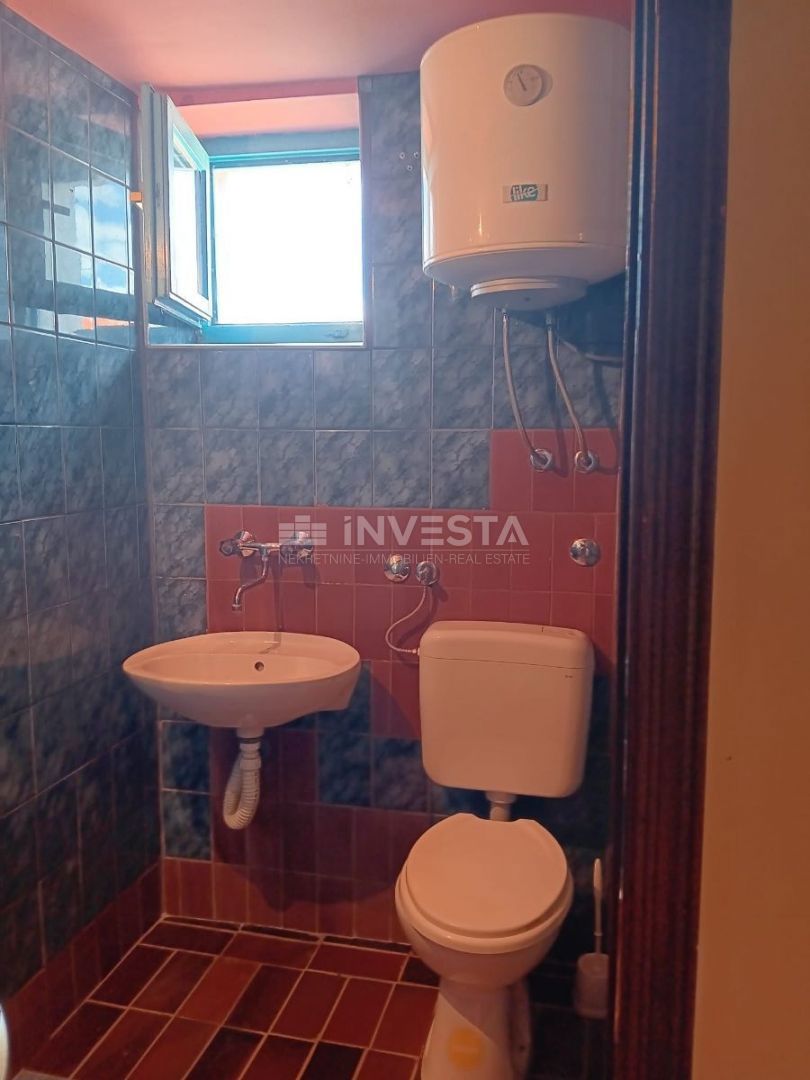 Okolica Poreča, avtohtona istrska vrstna hiša, 105 m2