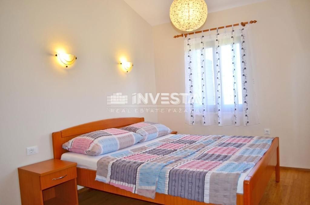Medulin, Počitniška hiša z bazenom, 230 m2
