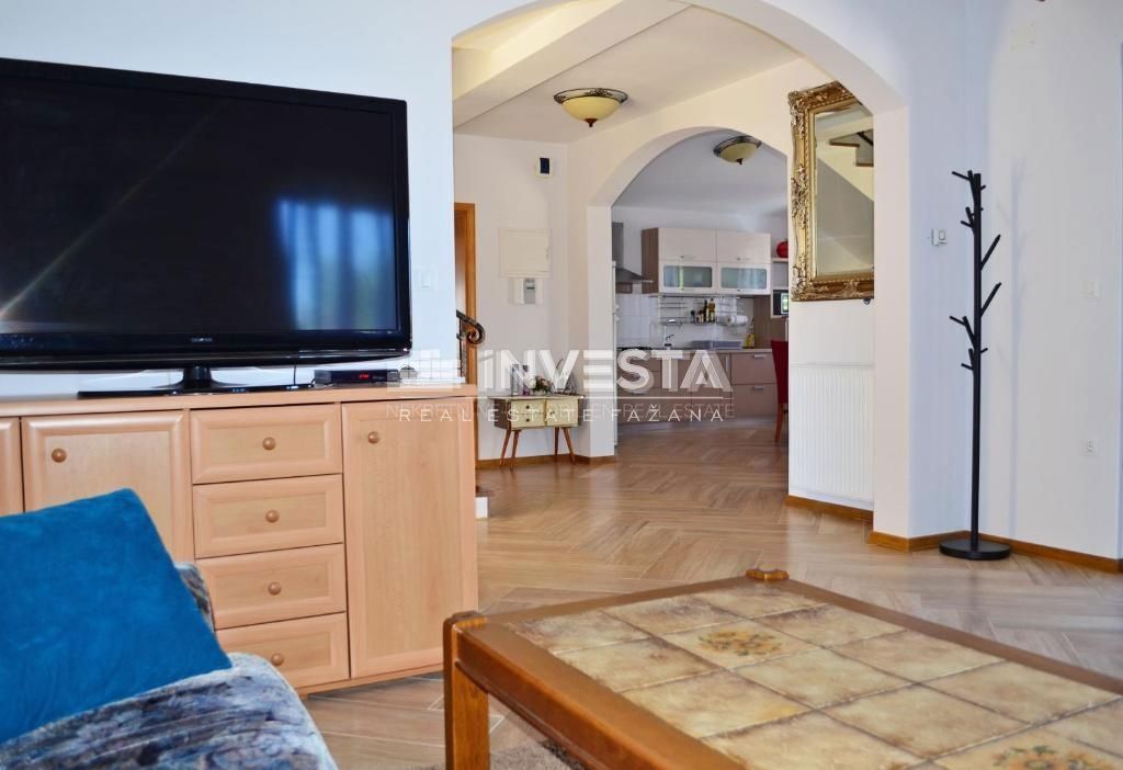 Medulin, Počitniška hiša z bazenom, 230 m2
