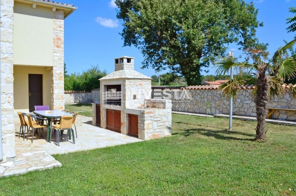 Medulin, Počitniška hiša z bazenom, 230 m2