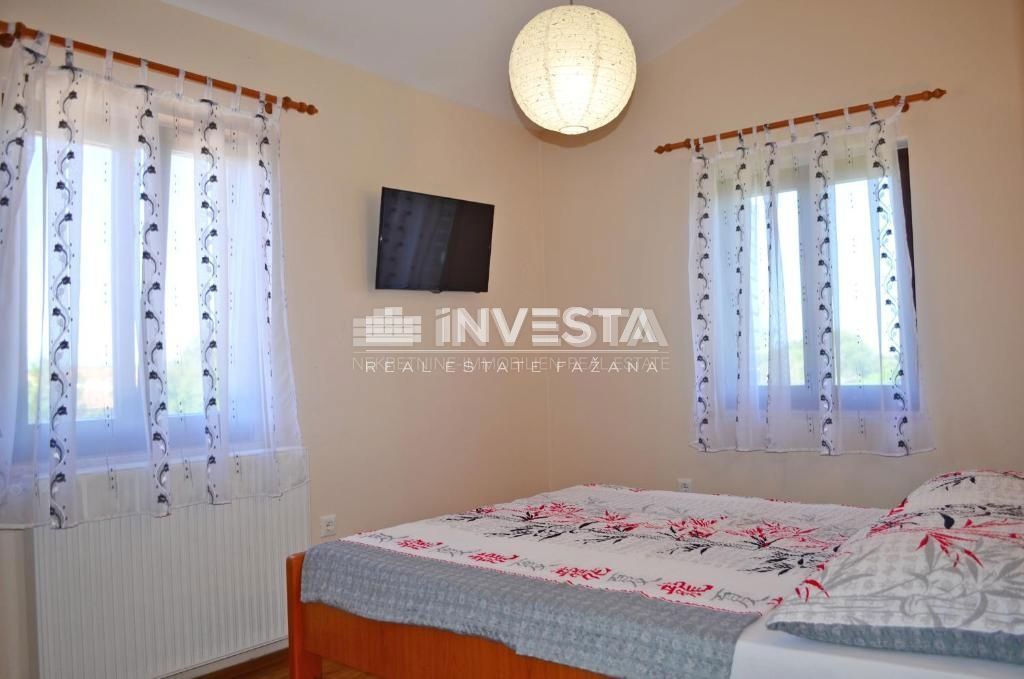 Medulin, Počitniška hiša z bazenom, 230 m2