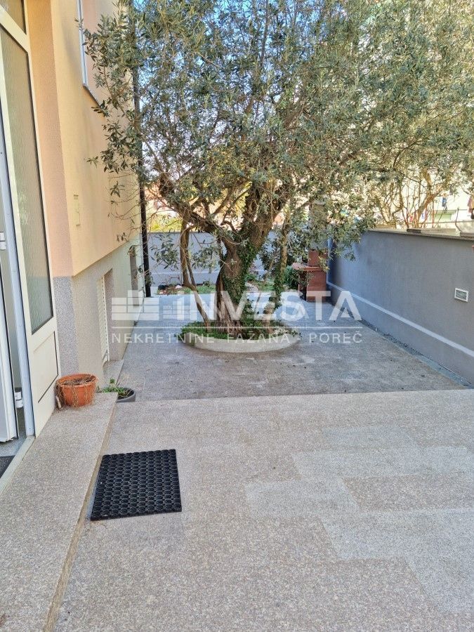 Fažana, apartma 55m2, 2 ss, visoko pritličje, 250 m od plaže in centra