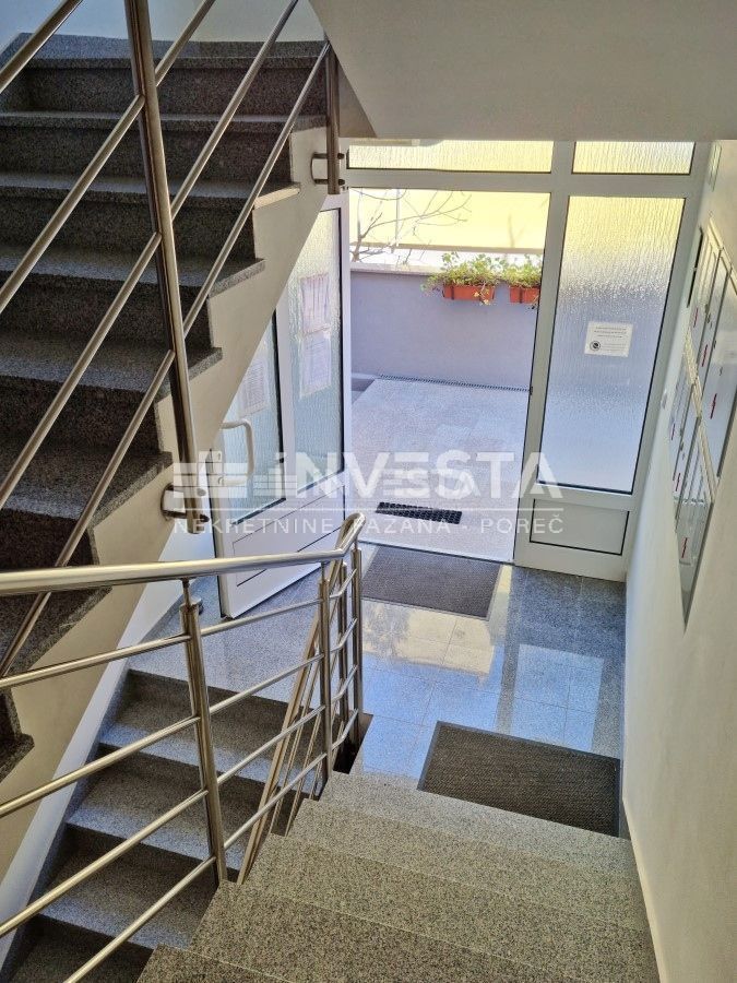 Fažana, apartma 55m2, 2 ss, visoko pritličje, 250 m od plaže in centra