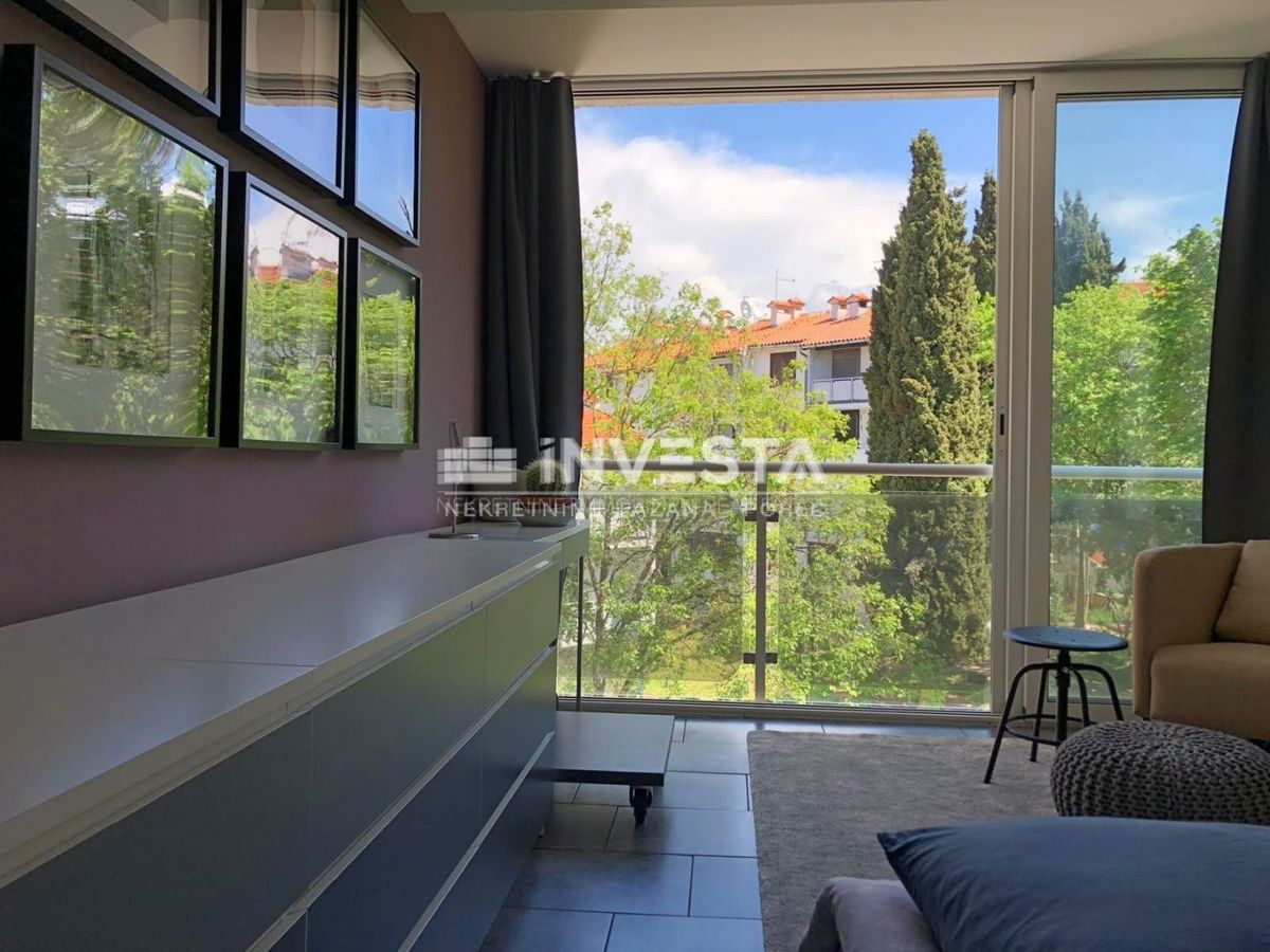 Červar-Porat, dizajnersko stanovanje 47m2, 100 m od morja