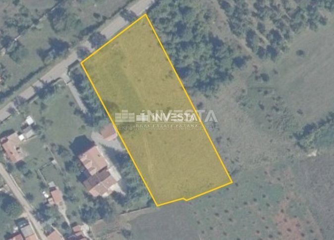 Okolica Višnjana, gradbeno zemljišče 5.000 m2