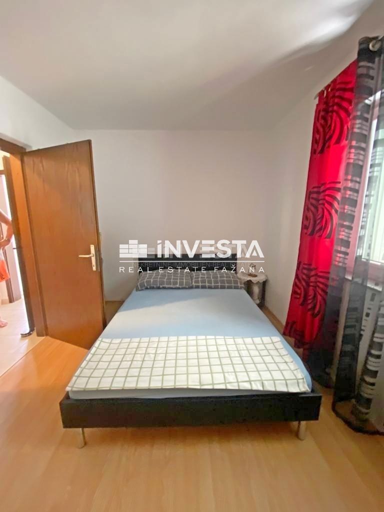 Fažana, Valbandon, samostojna hiša 175 m2, dva apartmaja, blizu morja