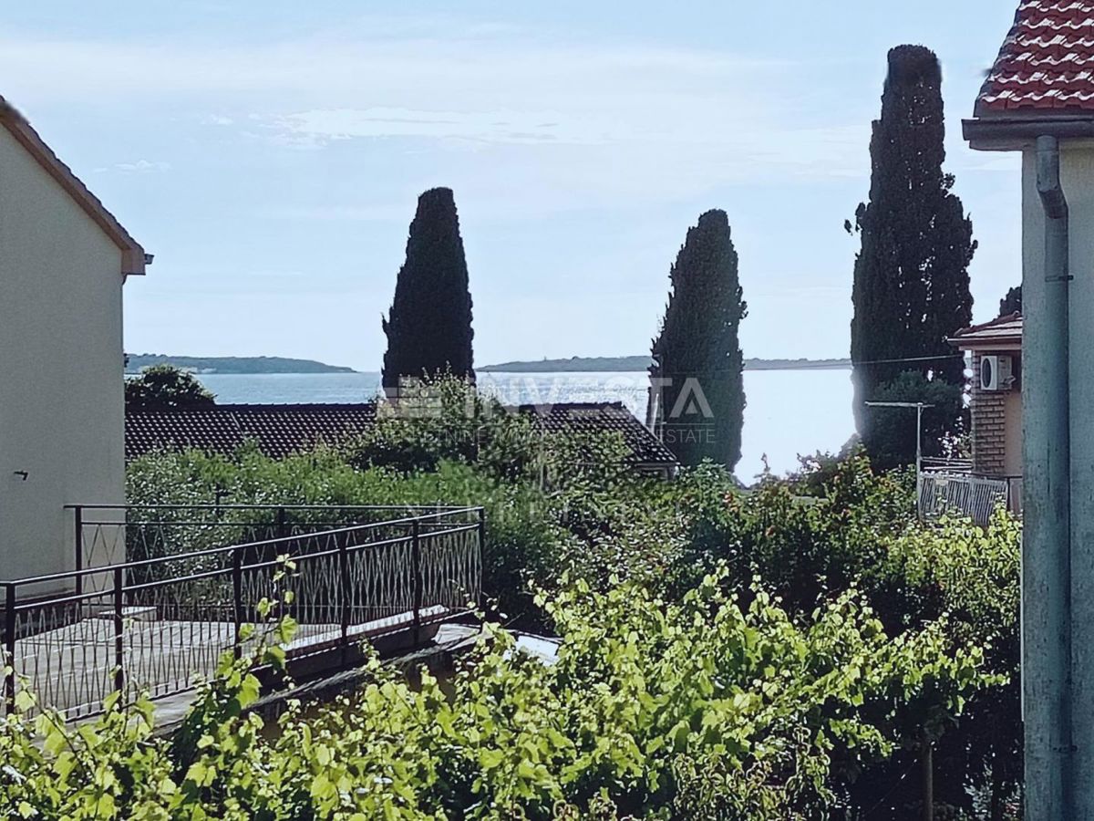 Fažana, pritlična hiša blizu centra in plaže