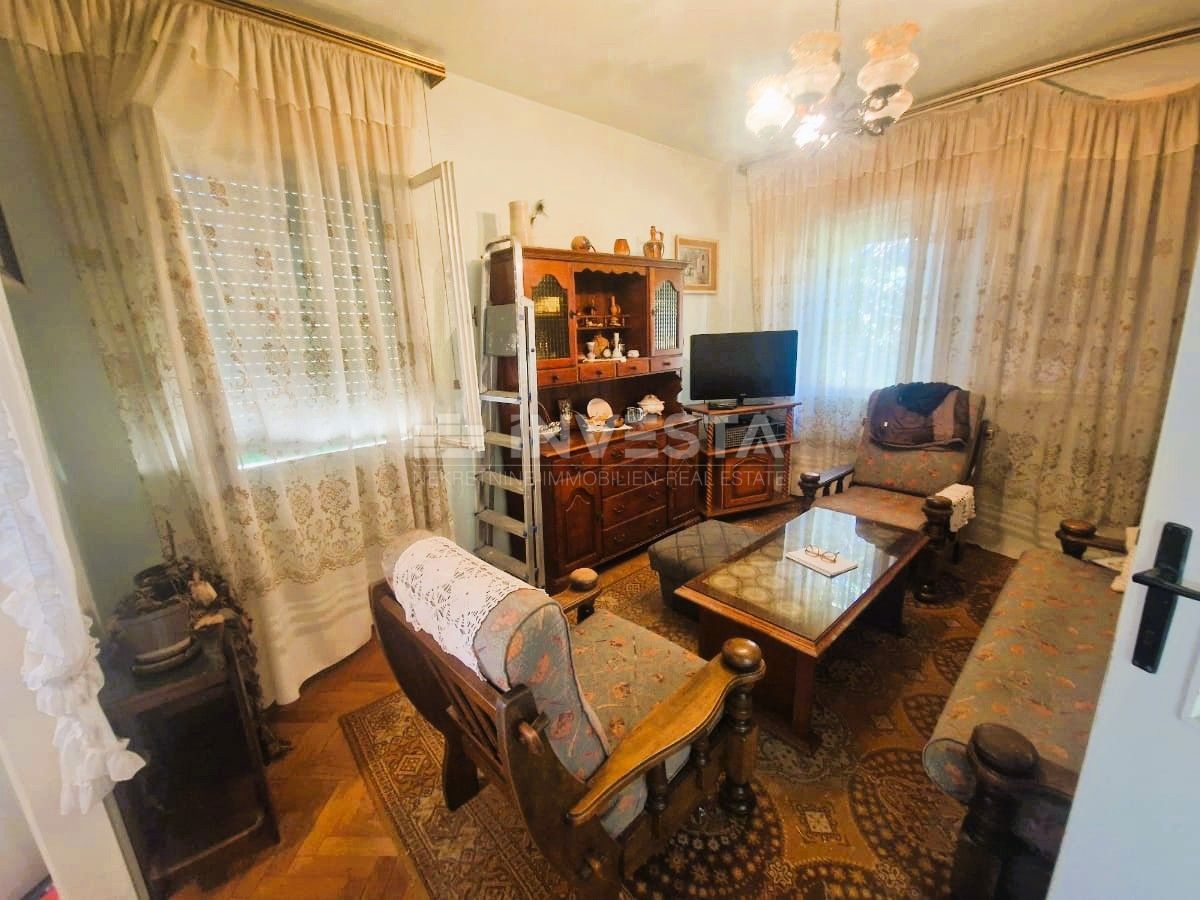 Fažana - Hiša z velikim vrtom in garažo, 250 m od morja