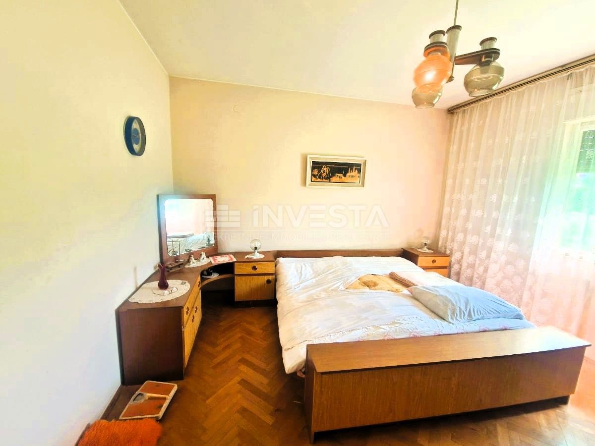 Fažana - Hiša z velikim vrtom in garažo, 250 m od morja
