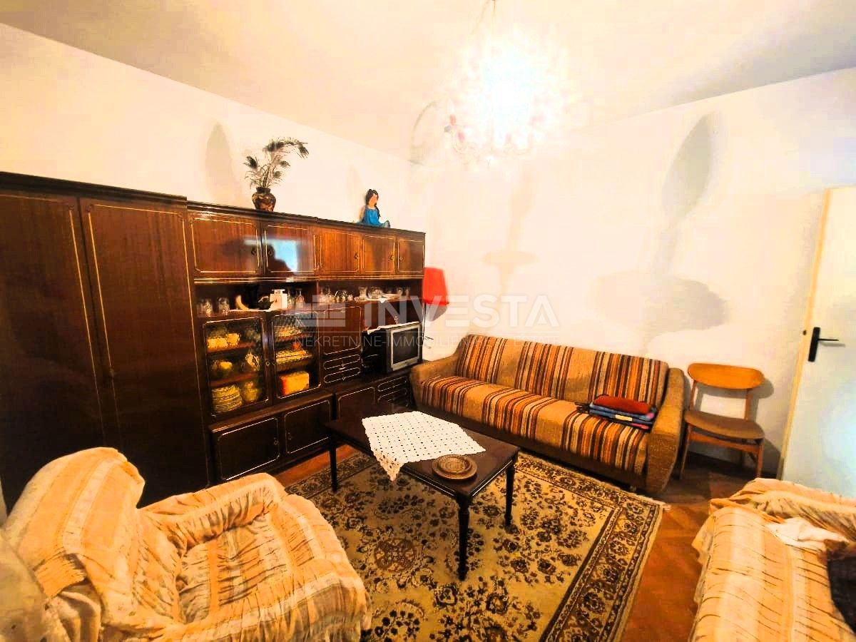Fažana - Hiša z velikim vrtom in garažo, 250 m od morja