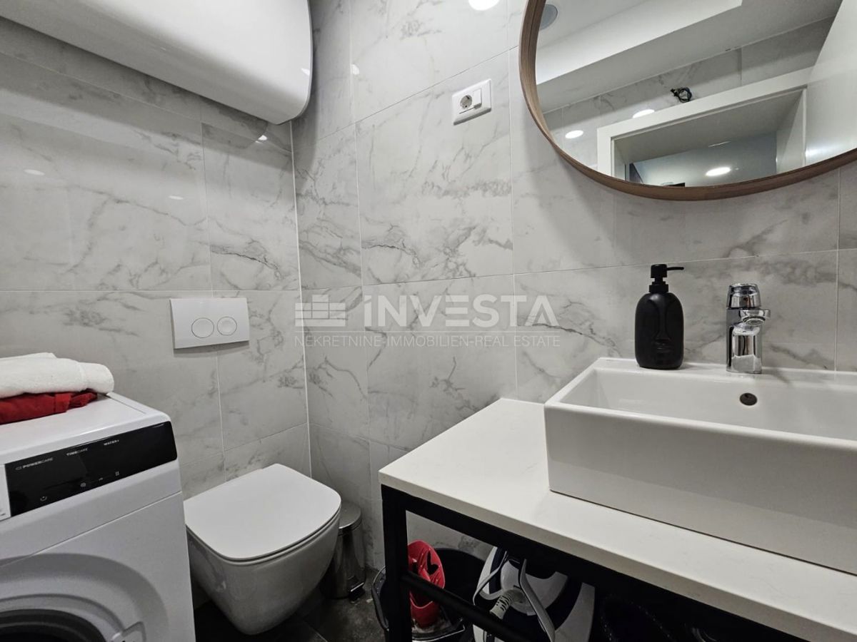 Fažana – Luksuzno stanovanje z vrtom, 400 m od morja