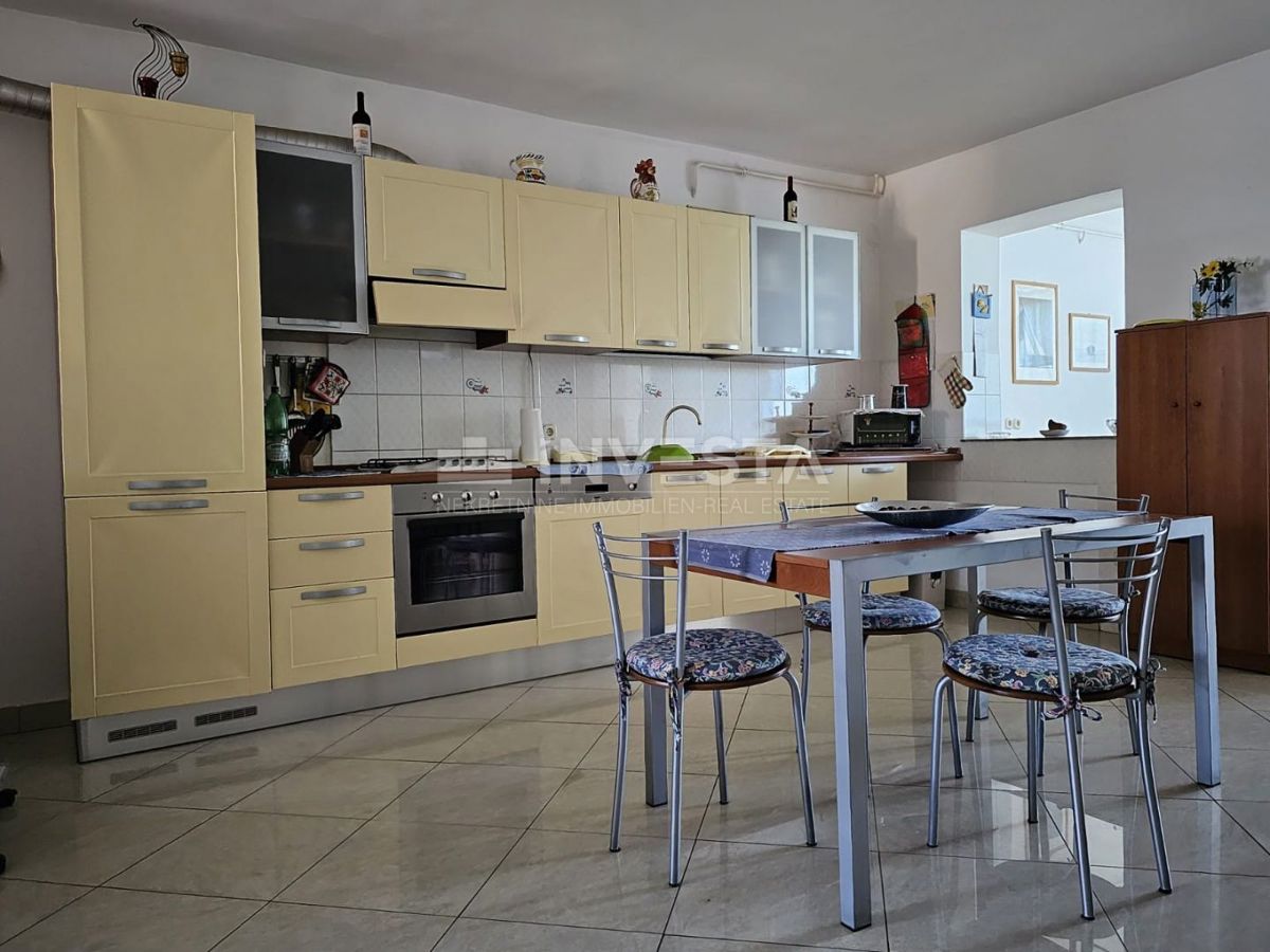 Stanovanje v Fažani, 100 metrov od morja