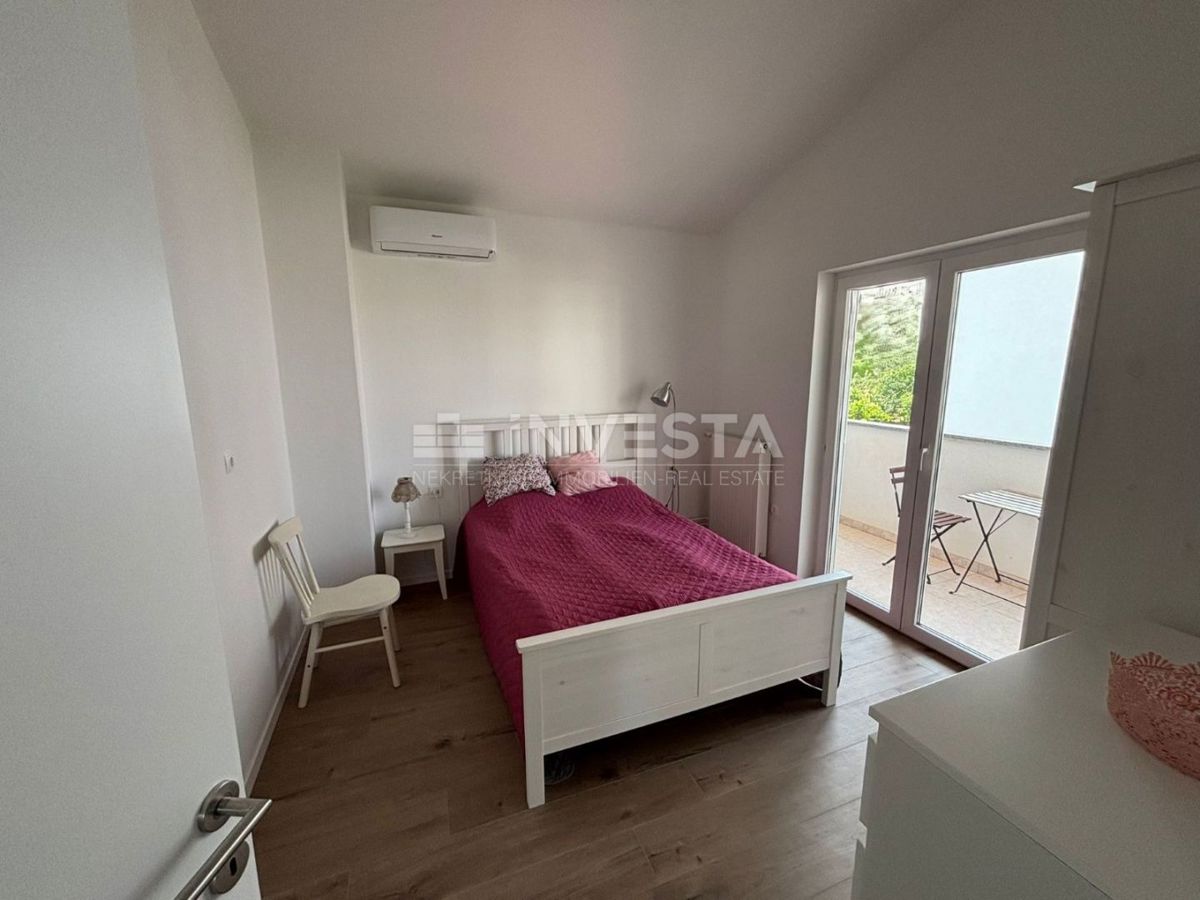 Peroj, družinska hiša blizu plaže