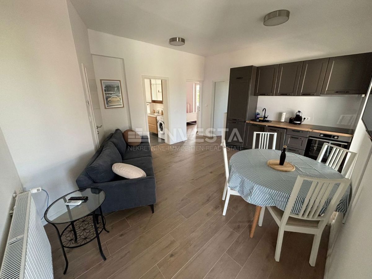 Peroj, družinska hiša blizu plaže