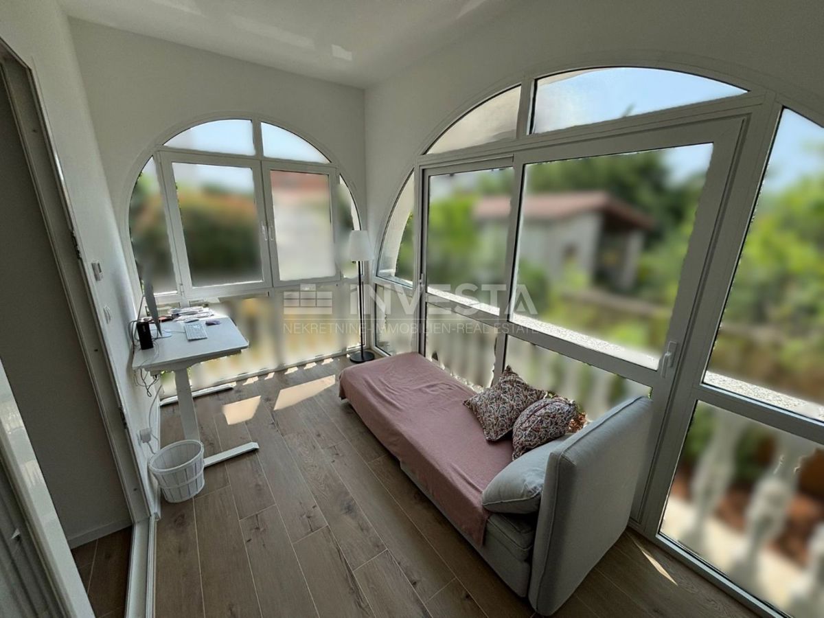 Peroj, družinska hiša blizu plaže