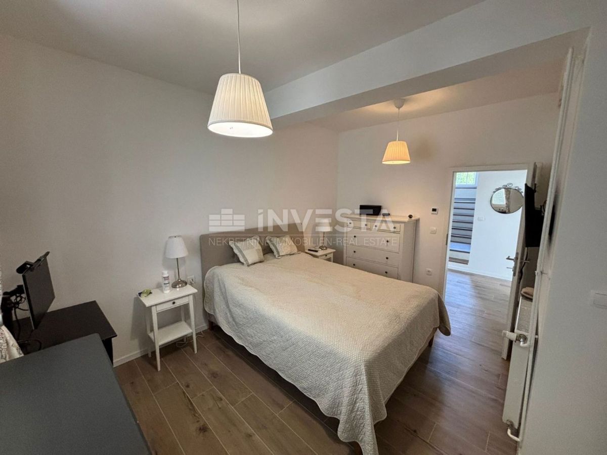 Peroj, družinska hiša blizu plaže