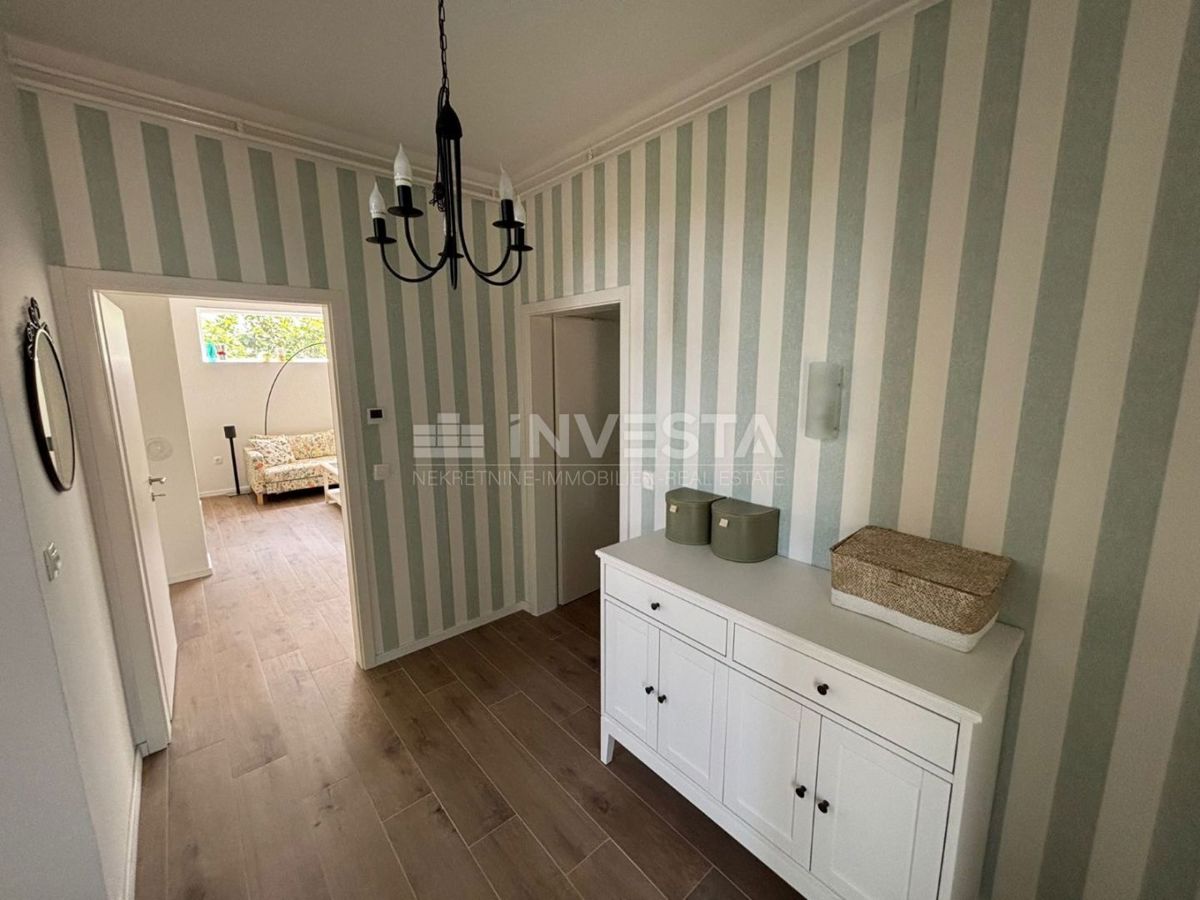 Peroj, družinska hiša blizu plaže