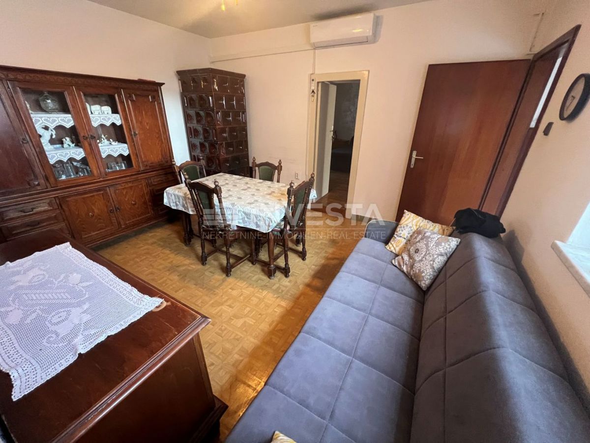 Pulj, Šijana enonadstropna hiša