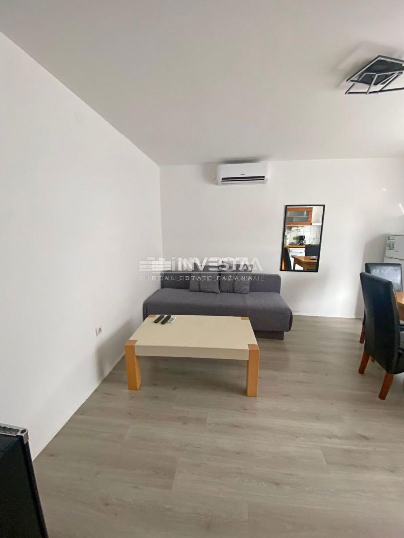 Fažana, stanovanje v 1. nadstropju, 150m od morja in plaž, TOP pozicija!