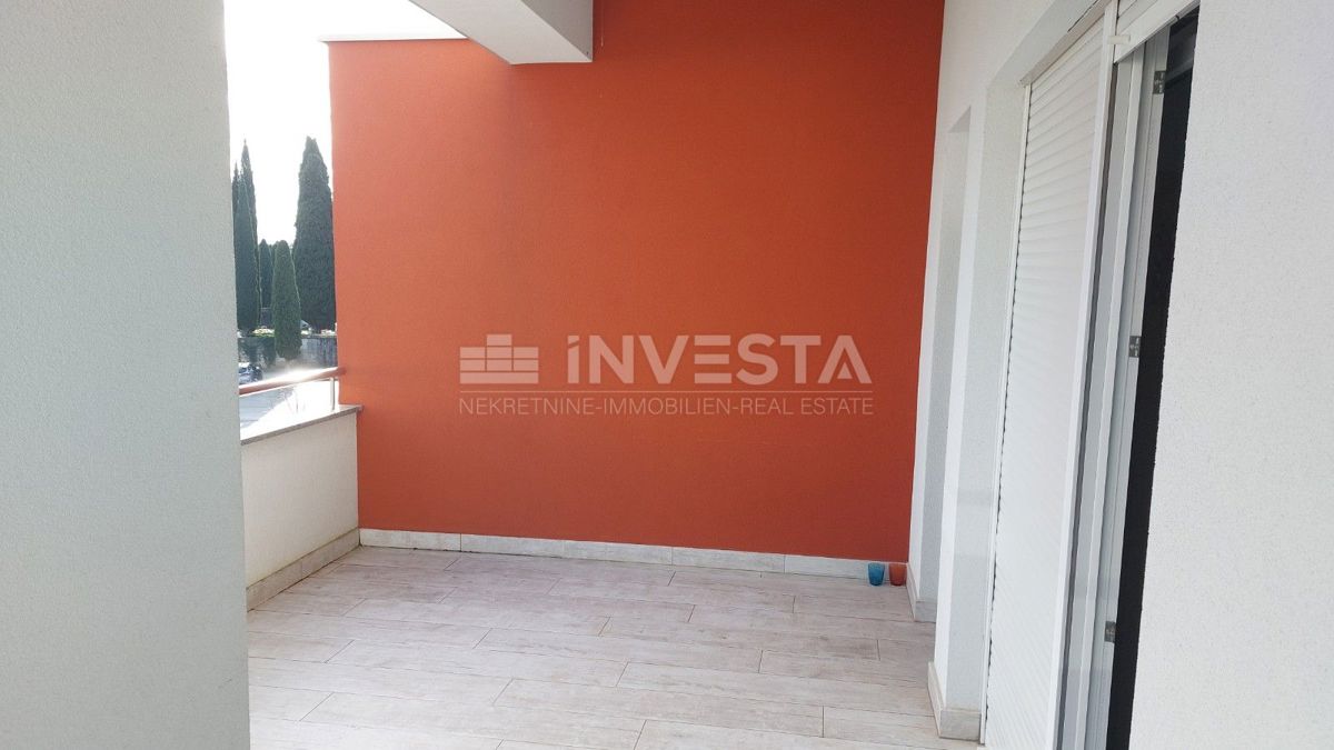 Čudovito stanovanje v središču Umaga, 150 m od morja