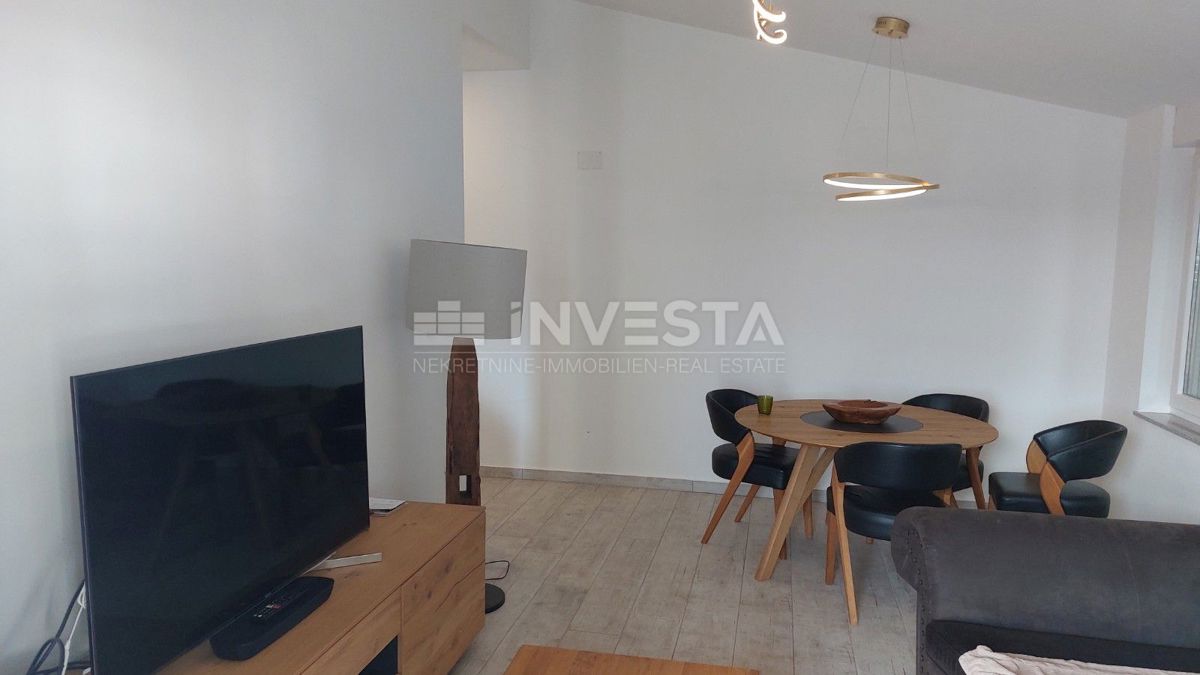 Čudovito stanovanje v središču Umaga, 150 m od morja