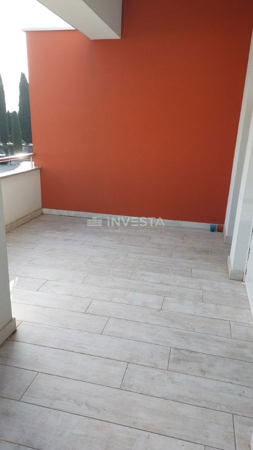 Čudovito stanovanje v središču Umaga, 150 m od morja