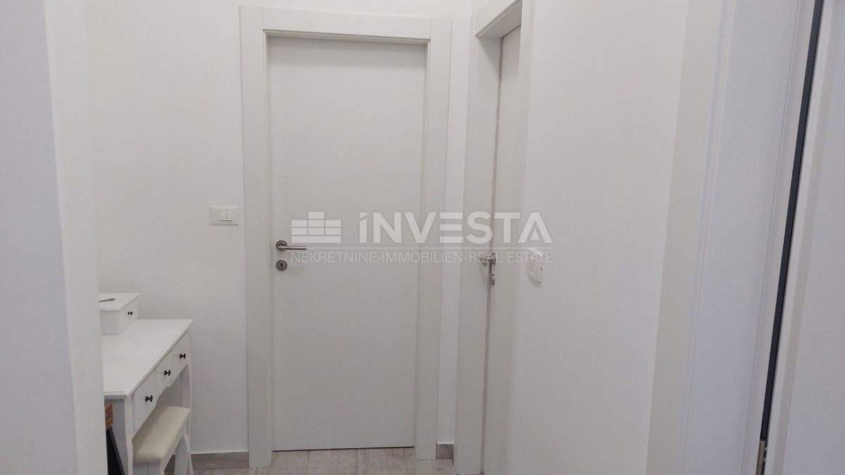 Čudovito stanovanje v središču Umaga, 150 m od morja