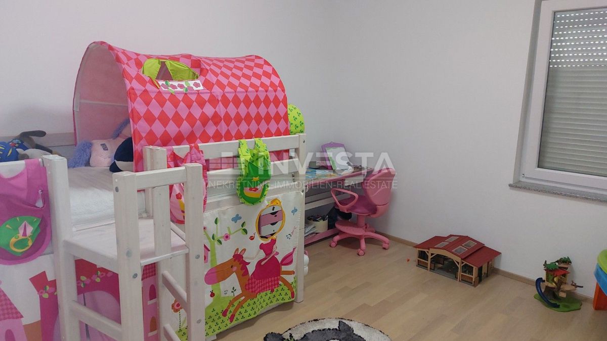 Čudovito stanovanje v središču Umaga, 150 m od morja