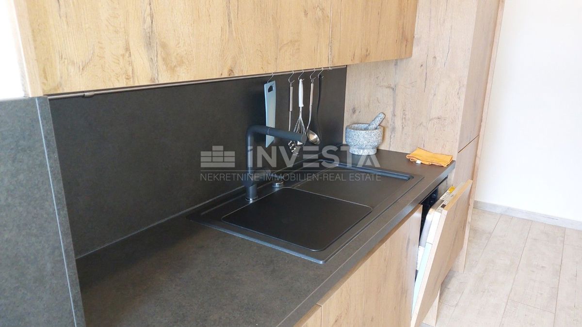 Čudovito stanovanje v središču Umaga, 150 m od morja