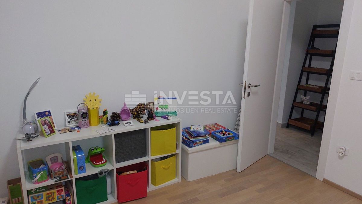 Čudovito stanovanje v središču Umaga, 150 m od morja