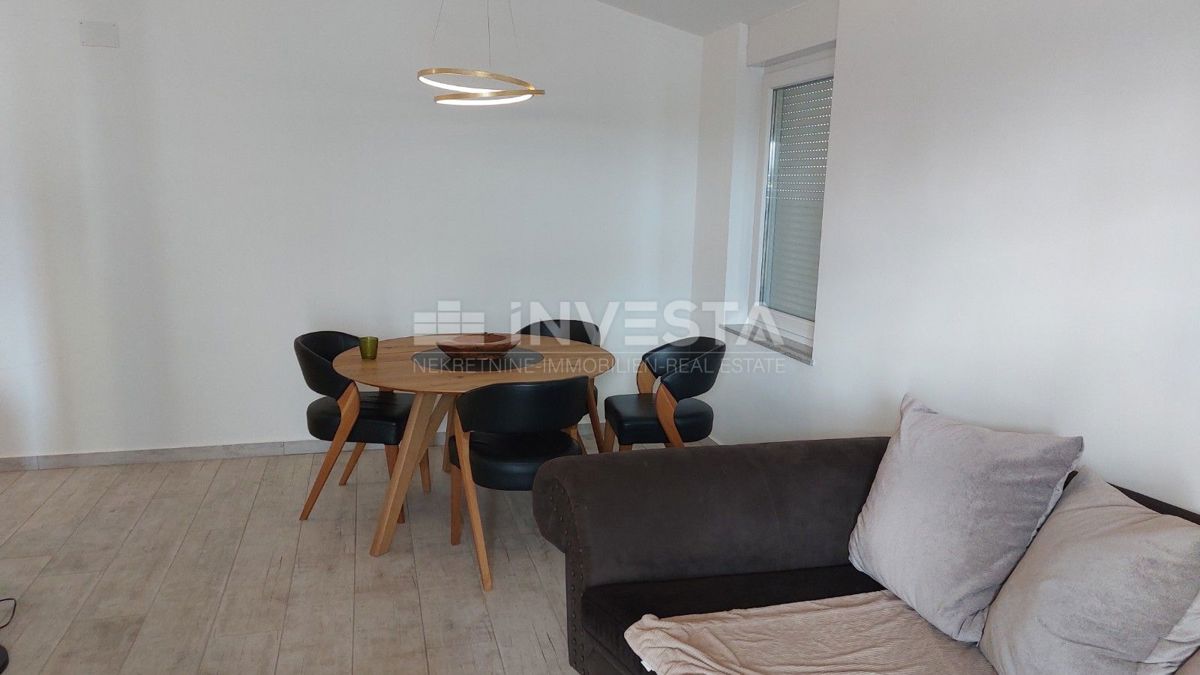 Čudovito stanovanje v središču Umaga, 150 m od morja