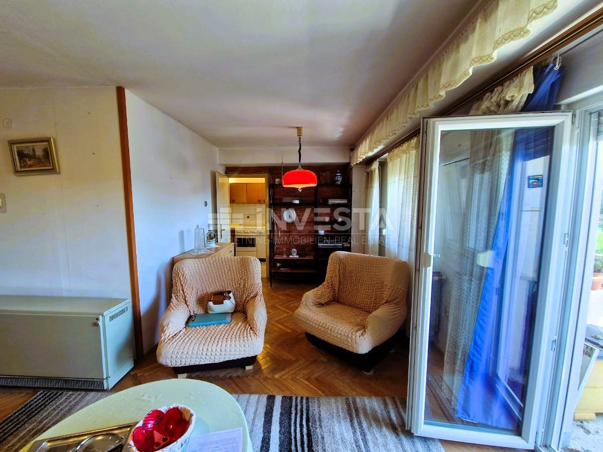 Pula, Stan z 2 terasama in panoramskim razgledom, center