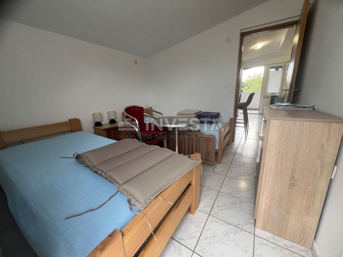 Okolica Marčane, opremljena hiša 130m2 z dvema stanovanjskima enotama
