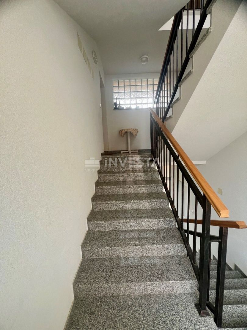 Medulin, Opremljen Stan 61 m², 1. Nadstropje, 500 m od Morja