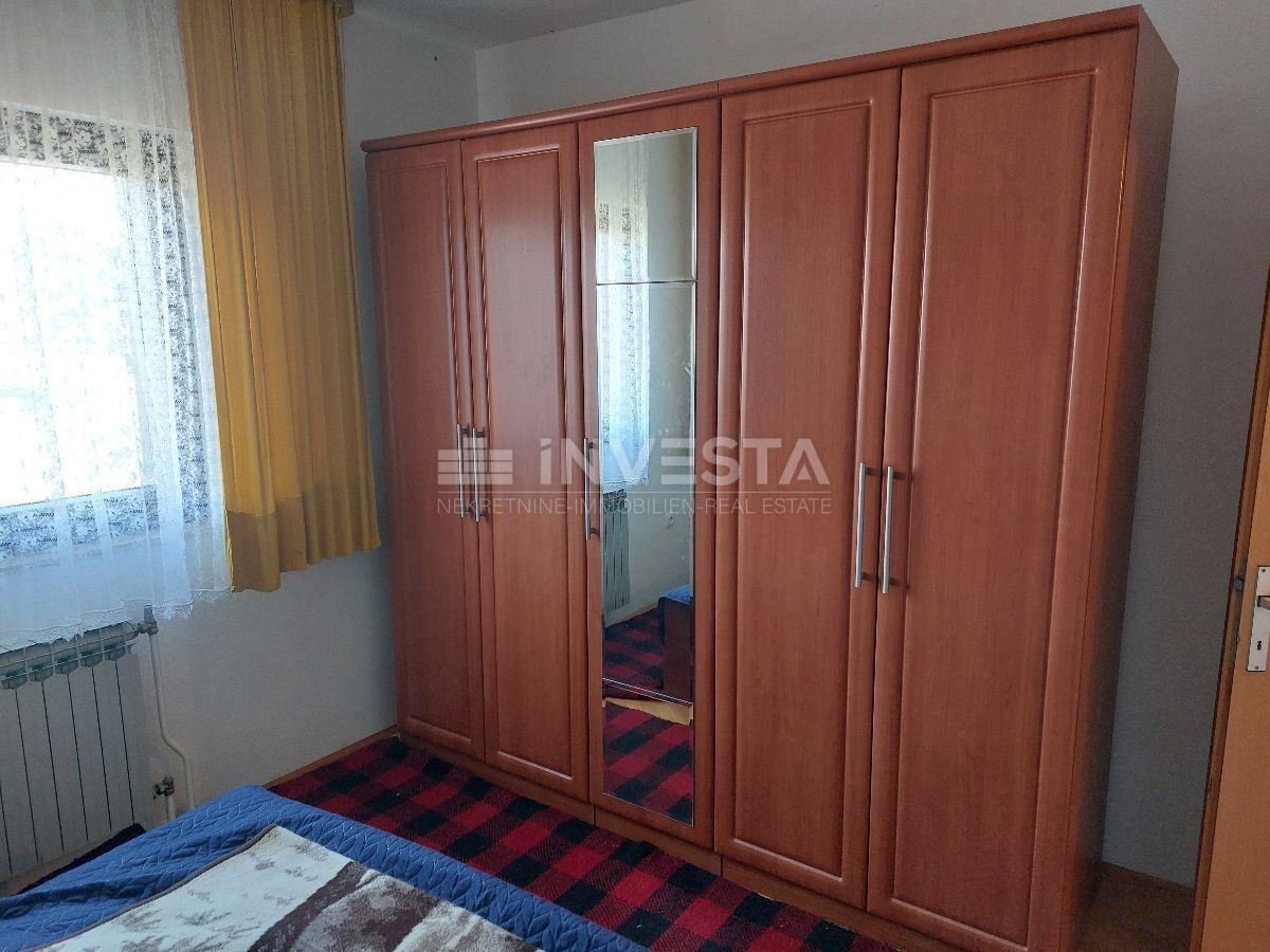 Družinska hiša na odlični lokaciji - za družinsko življenje in naložbo