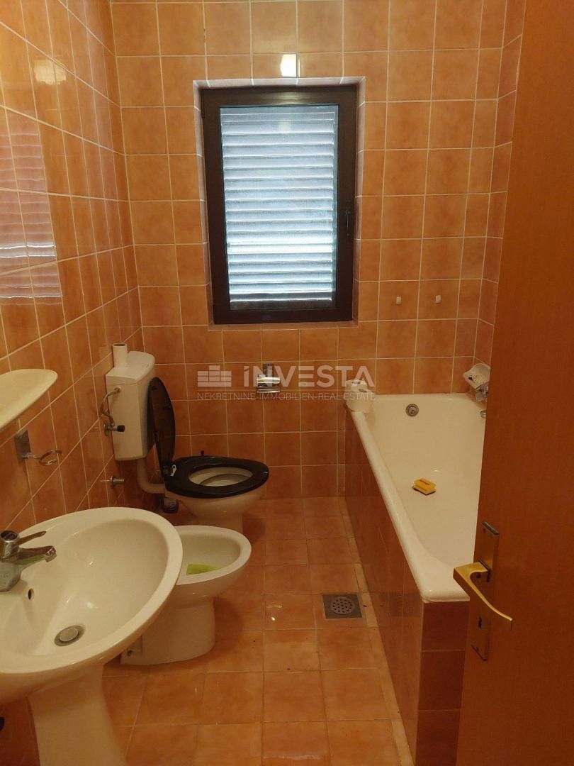 Družinska hiša na odlični lokaciji - za družinsko življenje in naložbo