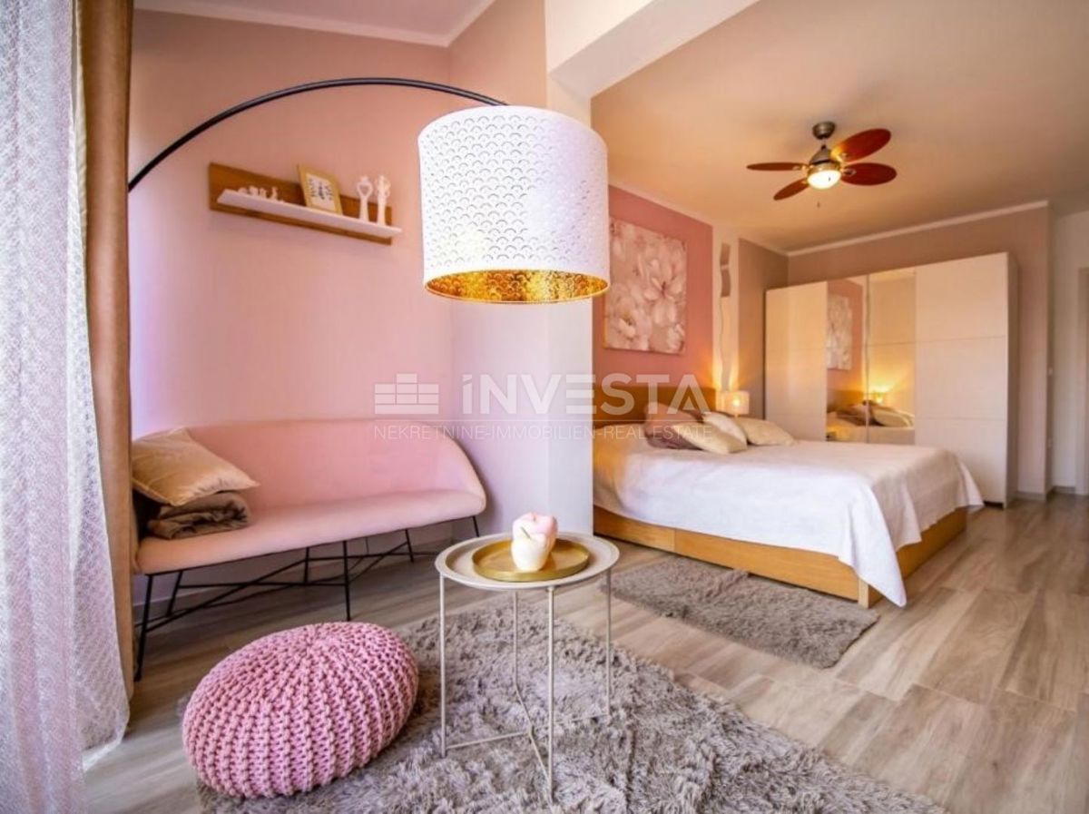 Hrvaška, Istra, Medulin, edinstven penthouse 230m2 z razgledom na morje