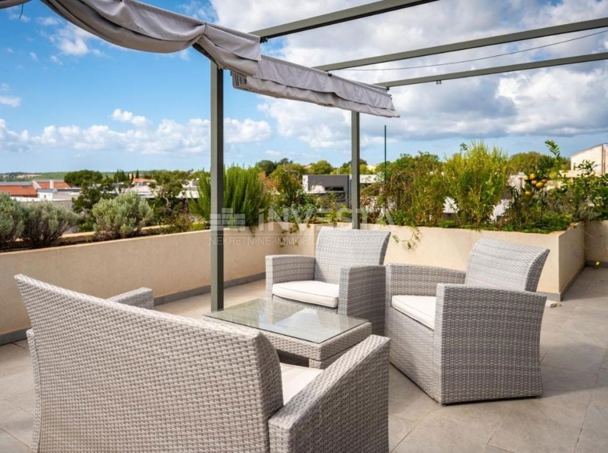 Hrvaška, Istra, Medulin, edinstven penthouse 230m2 z razgledom na morje
