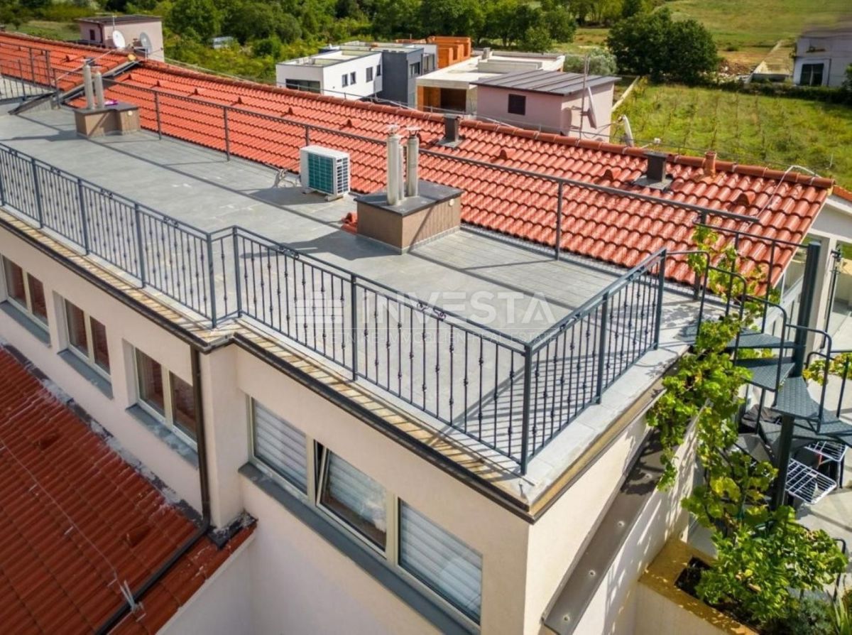 Hrvaška, Istra, Medulin, edinstven penthouse 230m2 z razgledom na morje