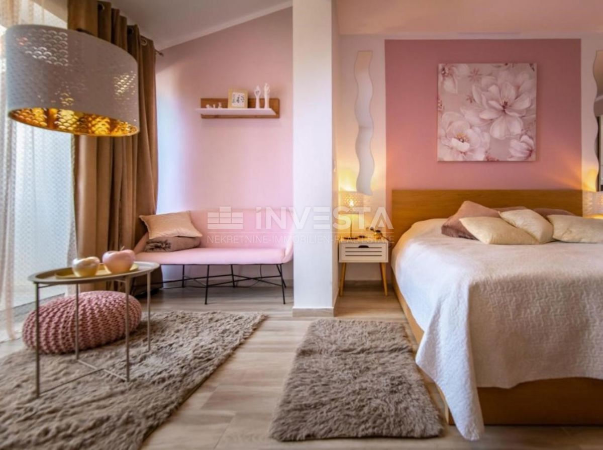 Hrvaška, Istra, Medulin, edinstven penthouse 230m2 z razgledom na morje