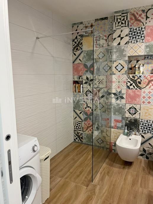 Veruda Porat, stanovanje 65 m2 s prostorno ložo na odlični lokaciji