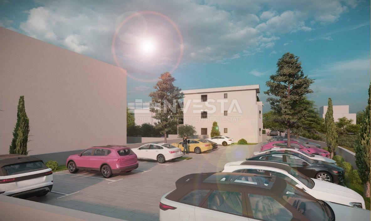 Štinjan, enosobno stanovanje v 1. nadstropju novogradnje, parkirišče, blizu morja