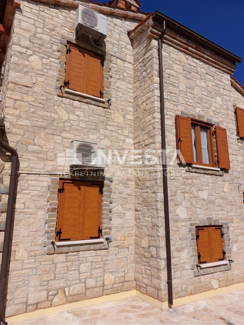 Okolica Svetvinčenta, čudovita rustikalna vila z bazenom 155 m2, 4 spalnice