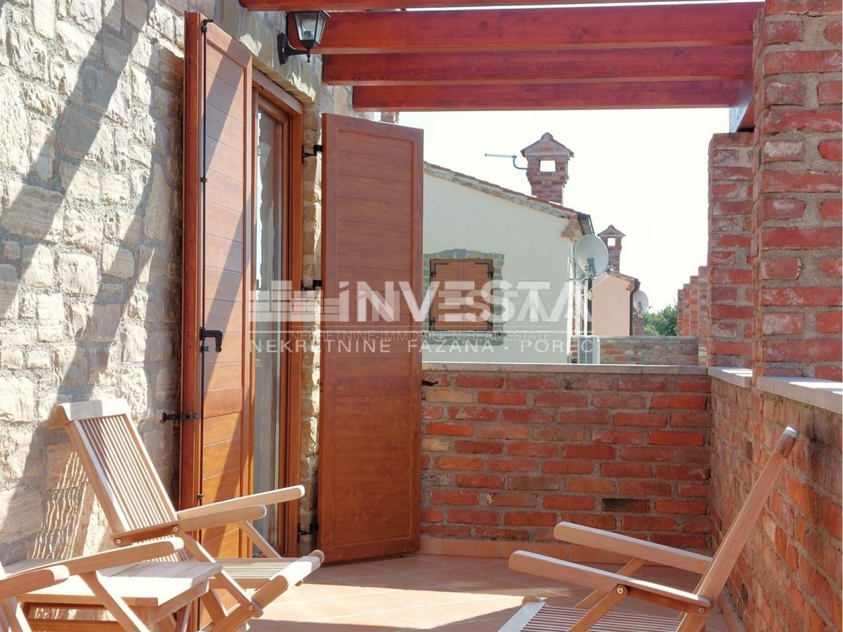 Okolica Svetvinčenta, čudovita rustikalna vila z bazenom 155 m2, 4 spalnice