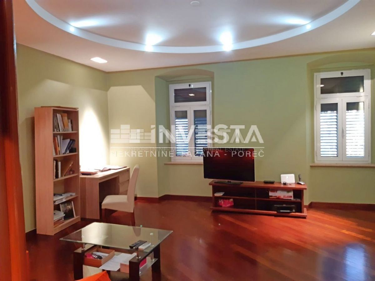 Pula, Monte Zaro, prostorno dvosobno stanovanje 95 m2, adaptirano