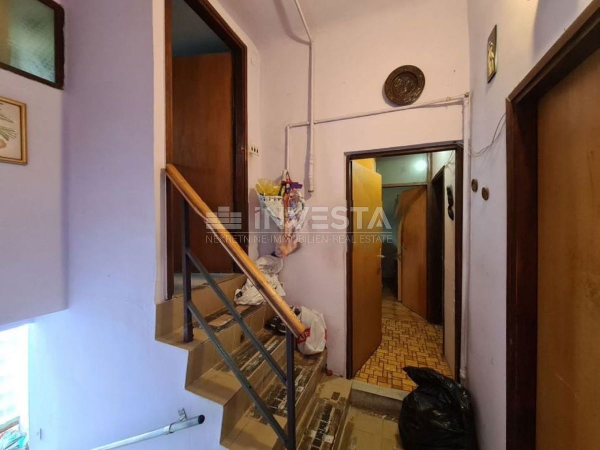  Center Pule, velik stan 119 m² blizu Arene.