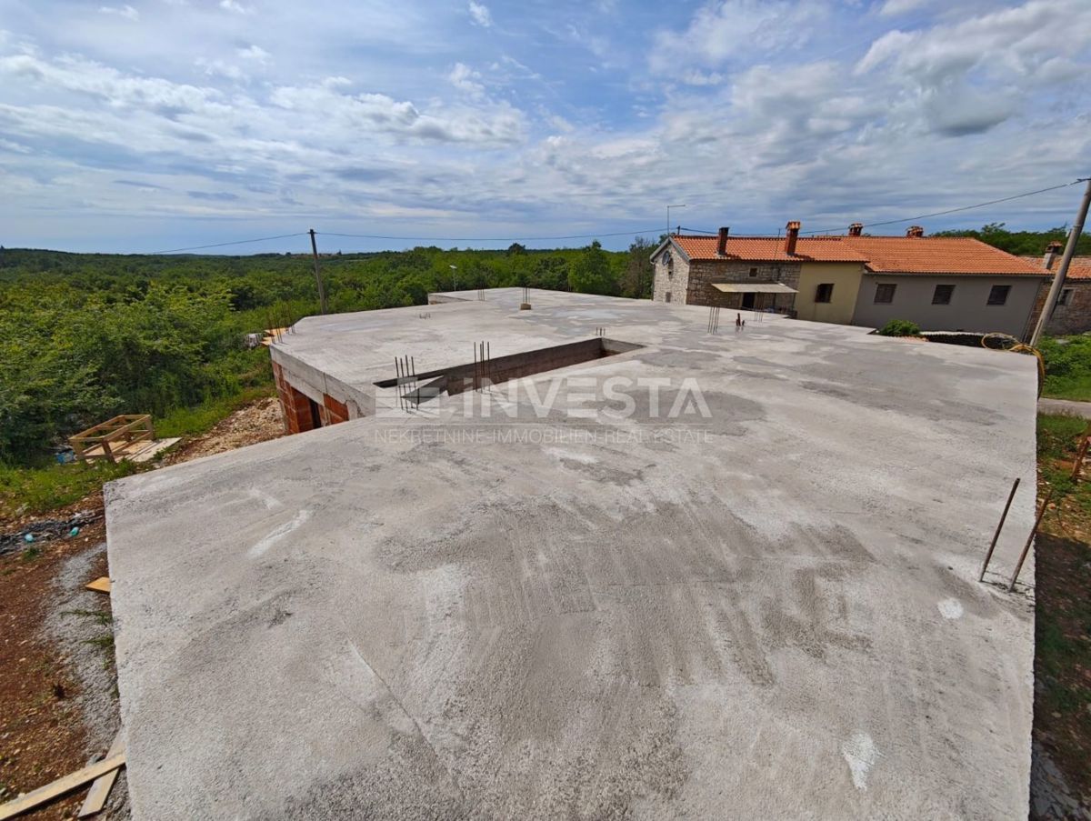 Vila s bazenom - pogled na morje