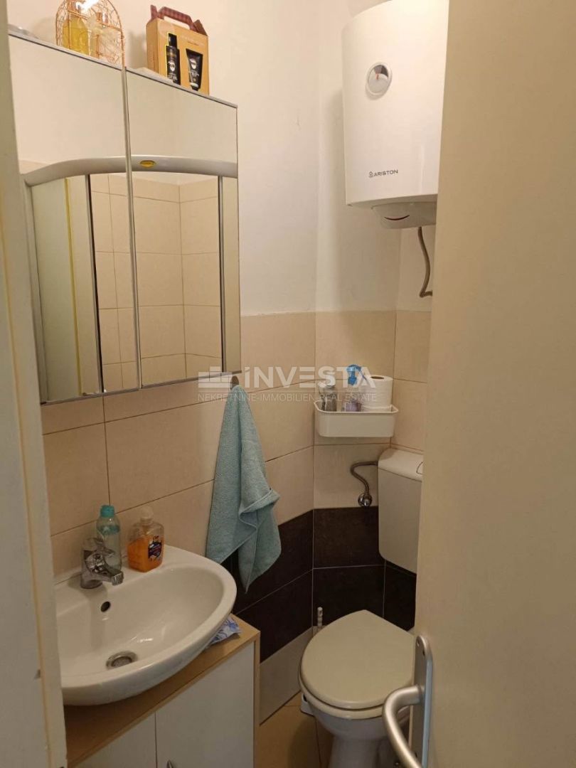 Pula, Nova Veruda – opremljen enosoben apartma s površino 38m²